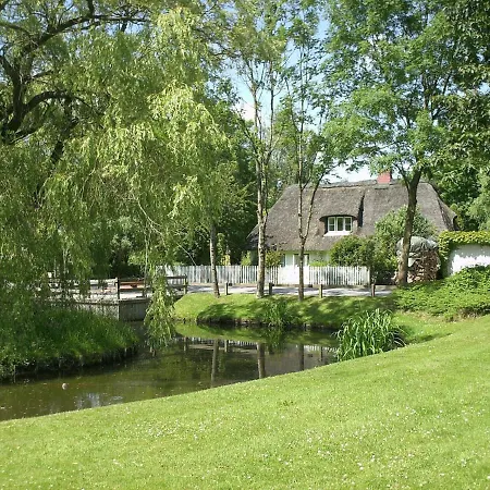 Ferien Unter Reet 別荘 *